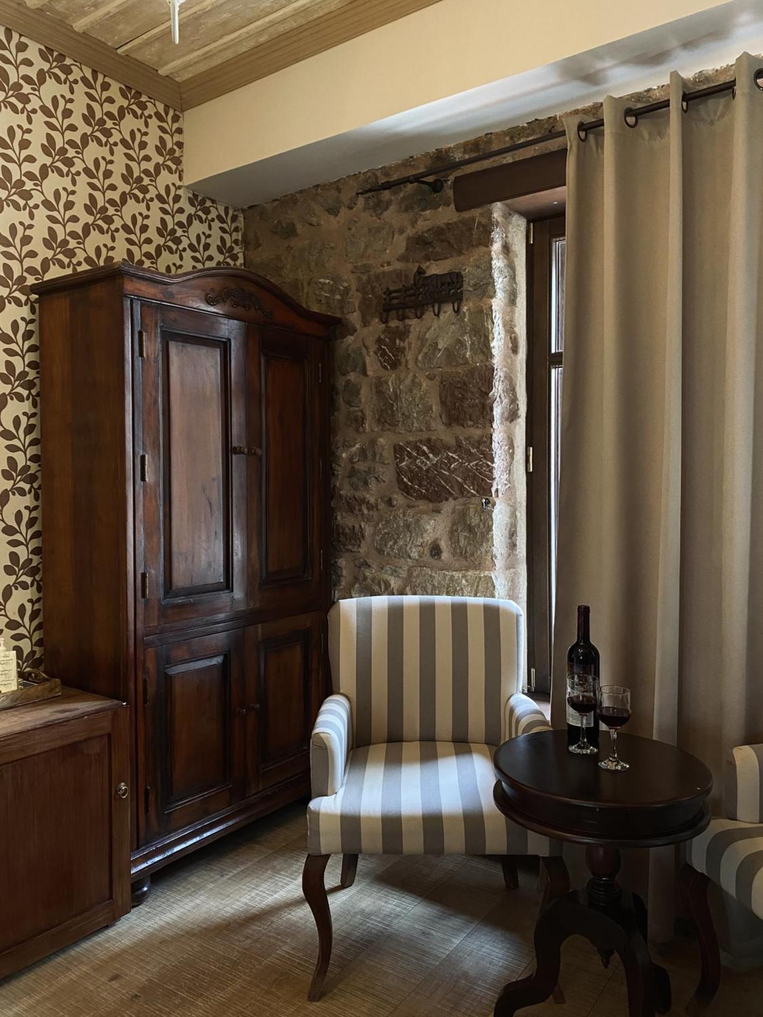 Alexandros Guesthouse Arachova Eksteriør billede